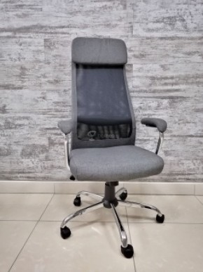 Кресло Barneo K-115 для персонала (серая ткань, черная сетка) в Асбесте - asbest.mebel-74.com | фото