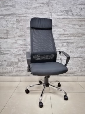 Кресло Barneo K-116 для персонала (черная ткань, черная сетка) в Асбесте - asbest.mebel-74.com | фото