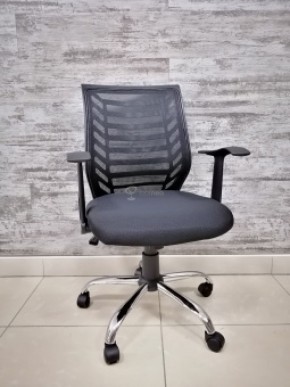 Кресло Barneo K-138 для персонала (черная ткань черная сетка) в Асбесте - asbest.mebel-74.com | фото