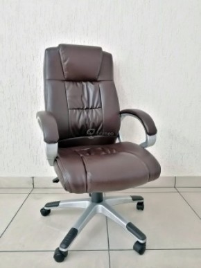 Кресло Barneo K-6 для руководителя (коричневая экокожа) в Асбесте - asbest.mebel-74.com | фото
